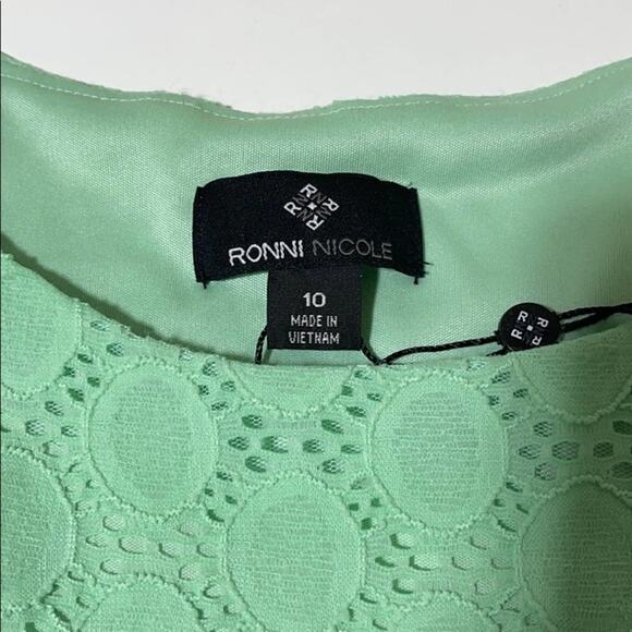 RONNI NICOLE Womens 10 Mint Green MIDI Dress ⭐️ - Picture 4 of 5